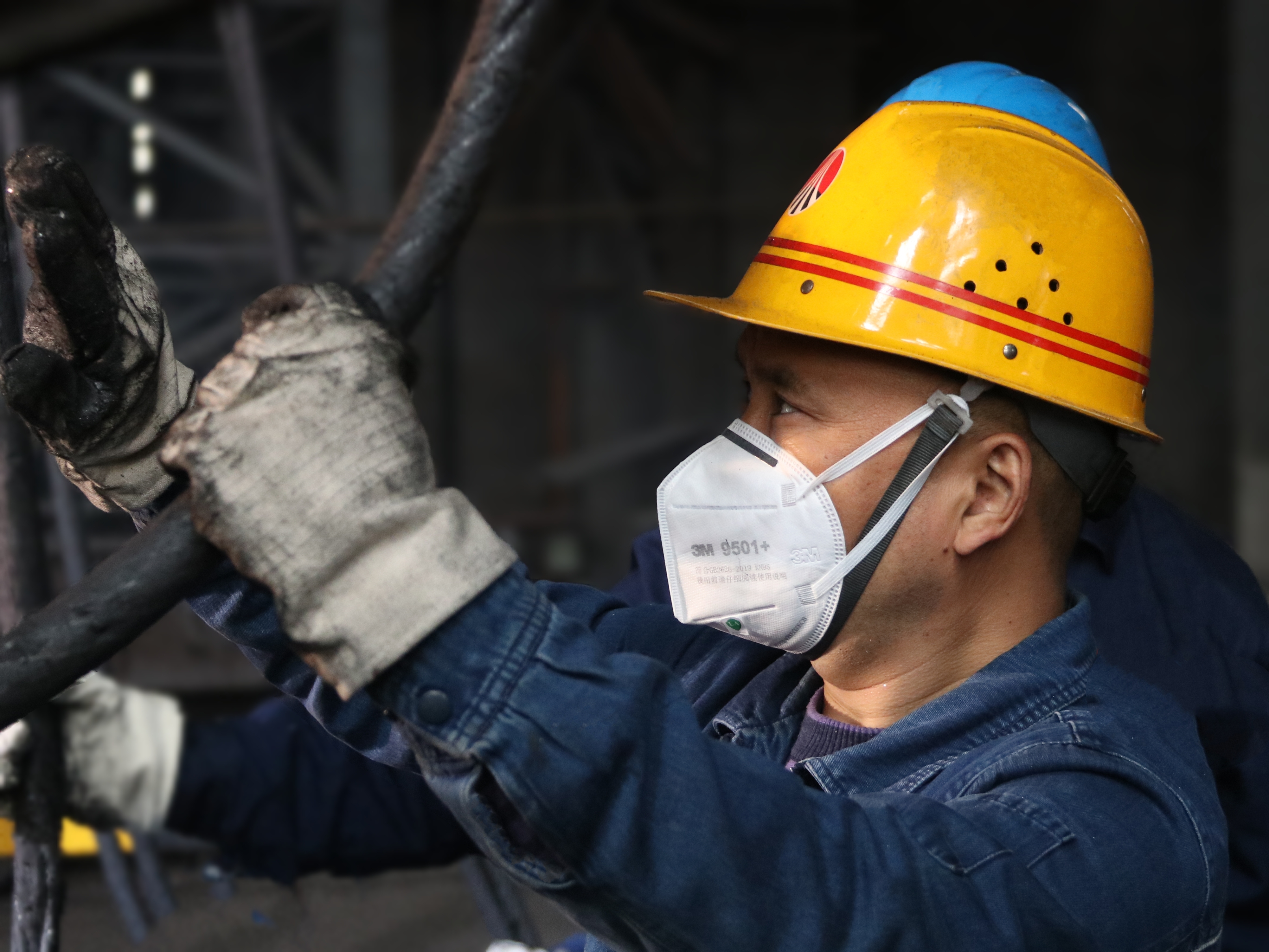 快抬頭!看百米鋼絲繩邂逅“新動力” 快抬頭!看百米鋼絲繩邂逅“新動力”