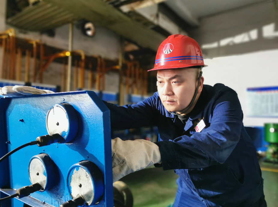 數字無言,行動有聲!龍鋼公司十月份生產經營取得新突破 數字無言,行動有聲!龍鋼公司十月份生產經營取得新突破