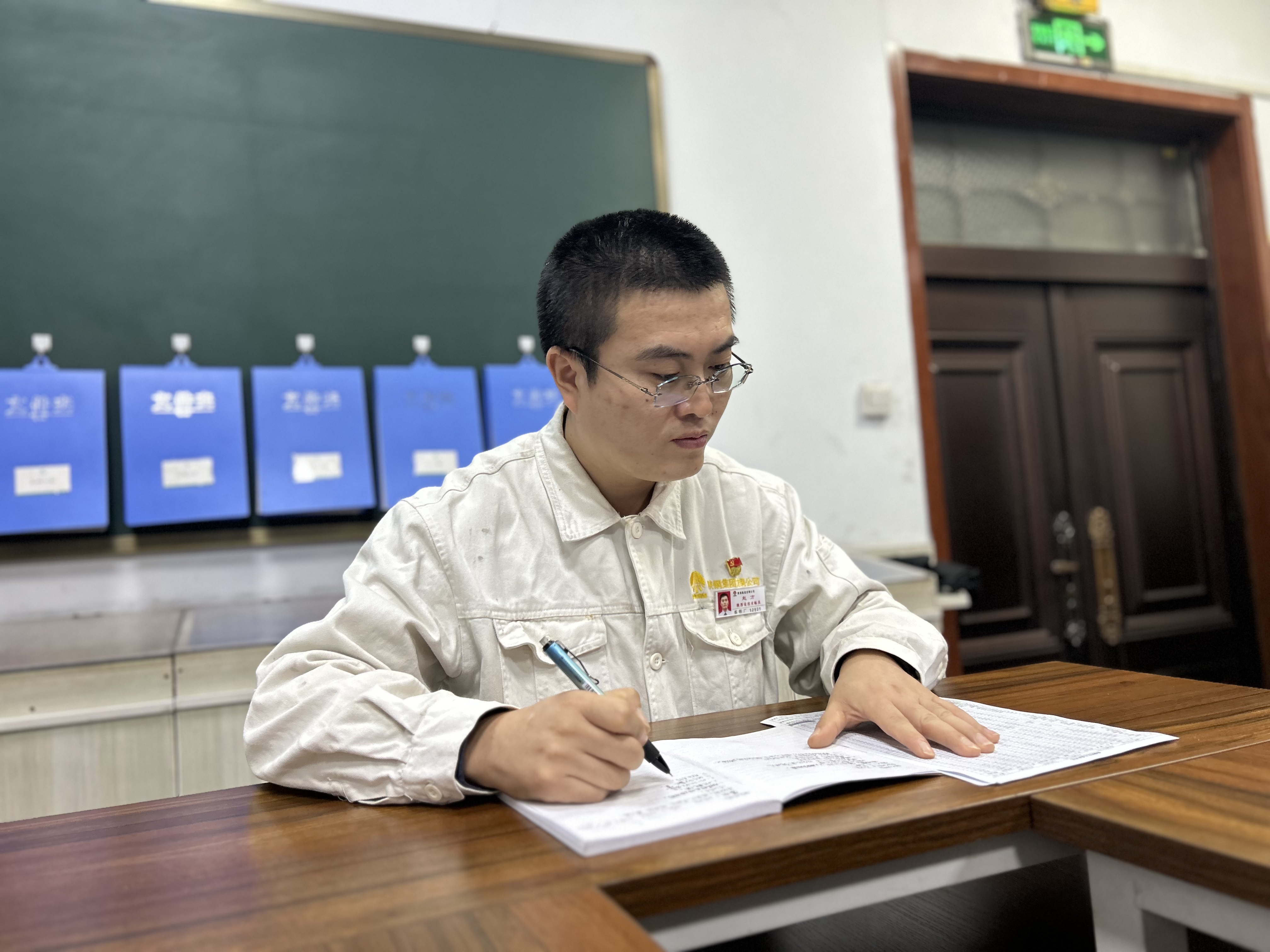 һ����һ�t ����呾��