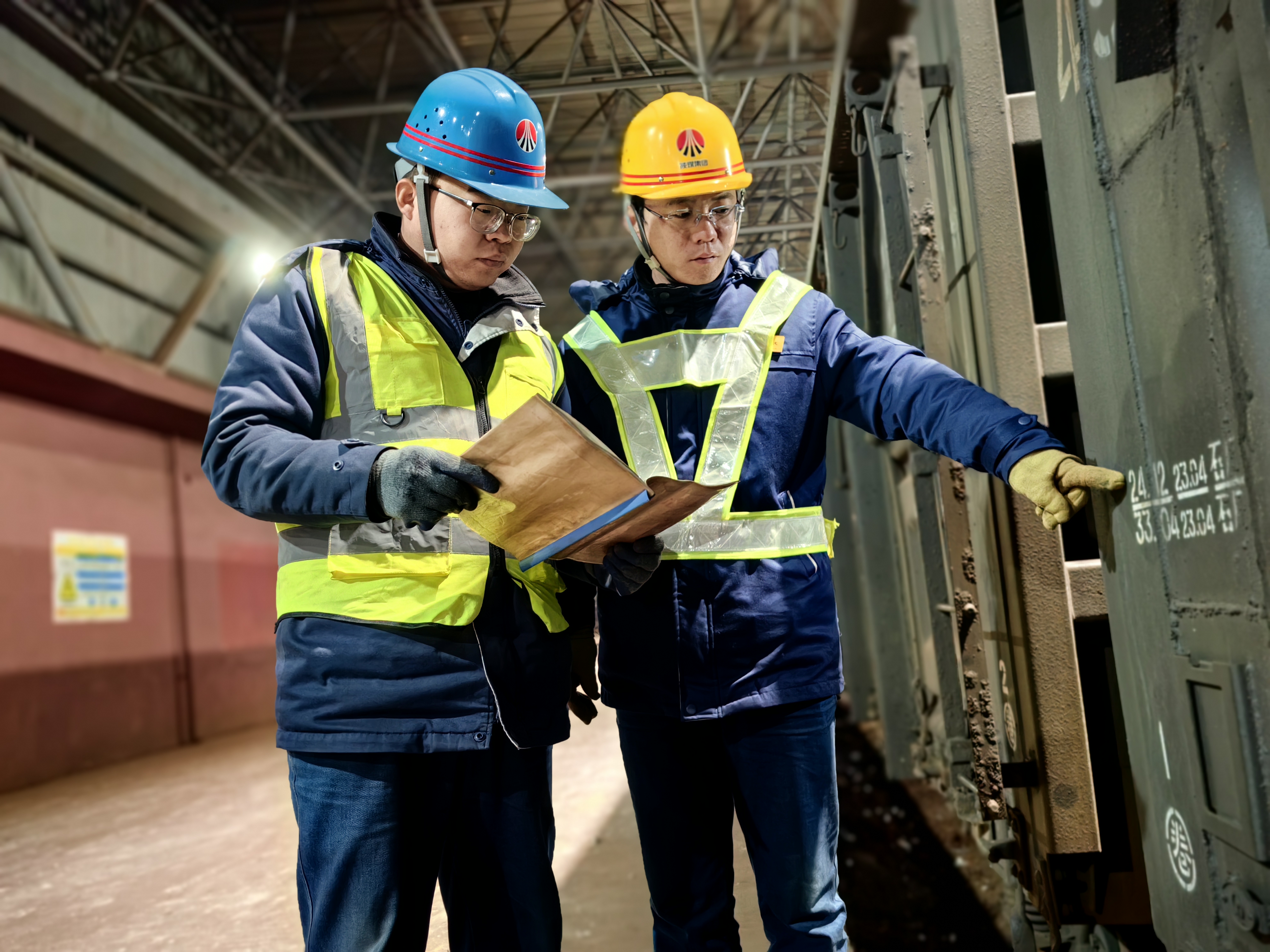 “硬核”擔(dān)當(dāng) 生產(chǎn)保供成績(jī)亮眼 “硬核”擔(dān)當(dāng) 生產(chǎn)保供成績(jī)亮眼