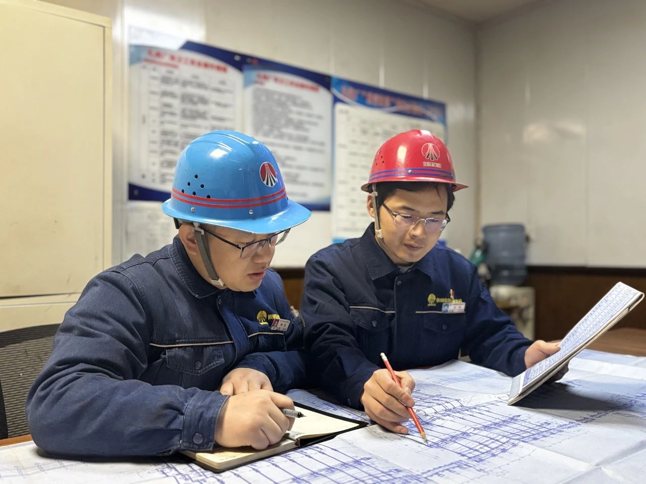 �ԡ��������B(t��i)�������ᡰ���֮�(d��ng)�^�����L(f��ng)