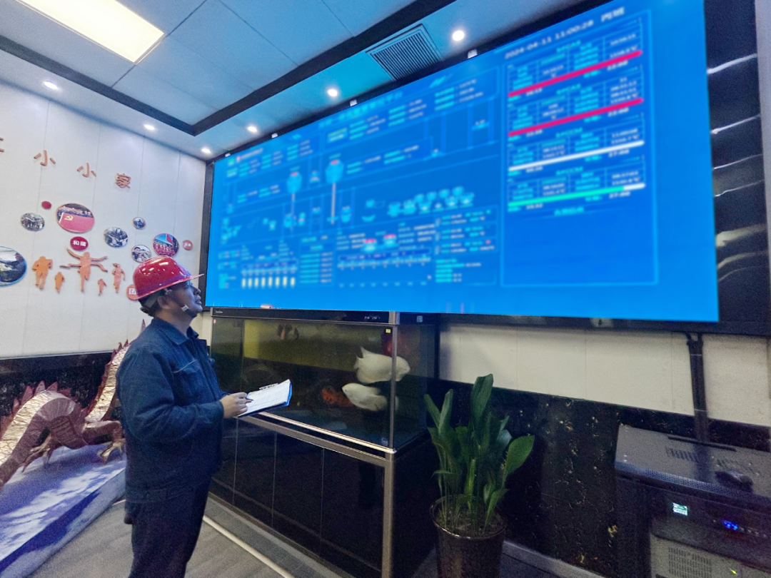 �ԡ��������B(t��i)�������ᡰ���֮�(d��ng)�^�����L(f��ng)