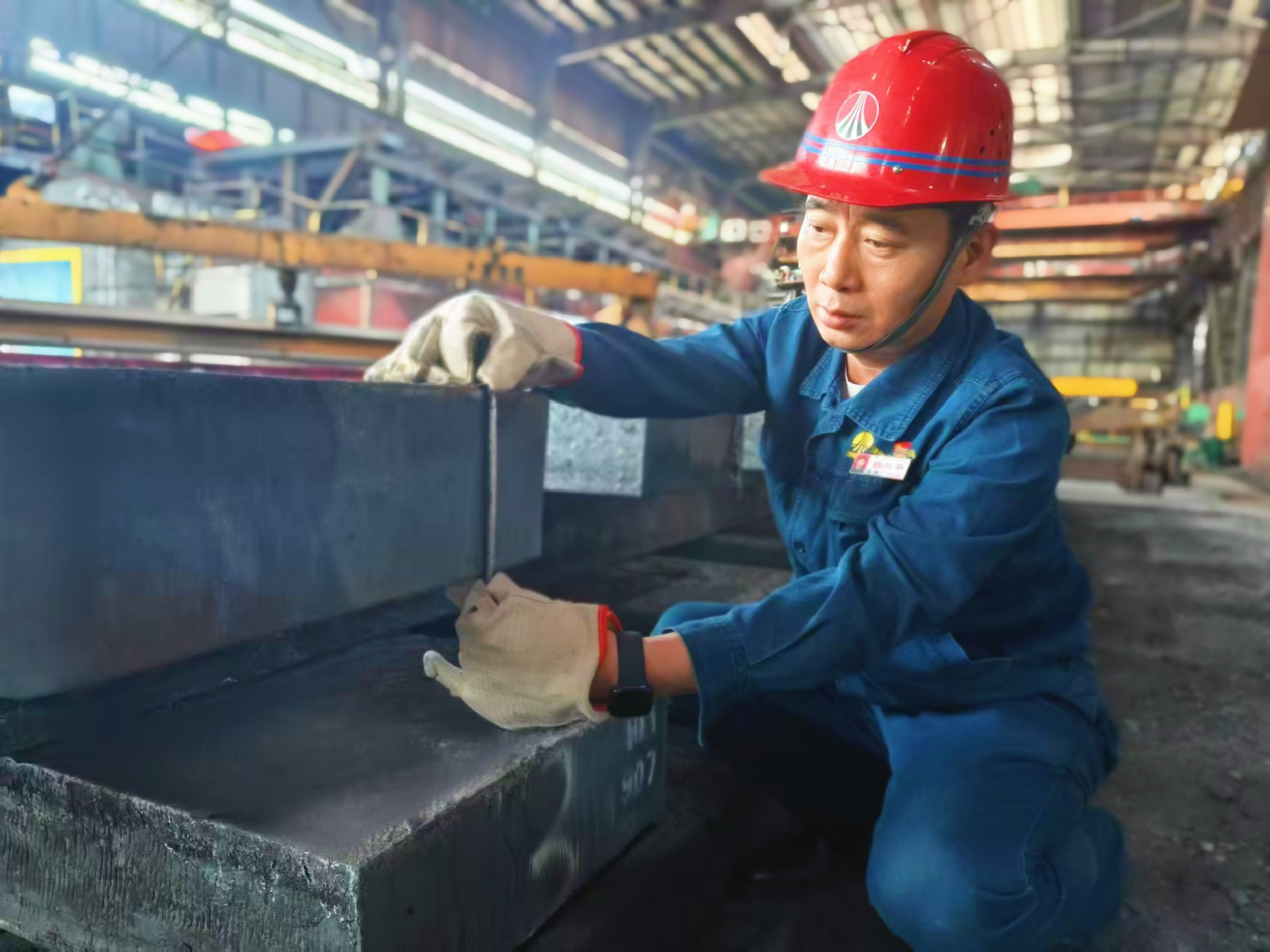 突破魔咒 “紅坯退燒術(shù)”催生大效益 突破魔咒 “紅坯退燒術(shù)”催生大效益