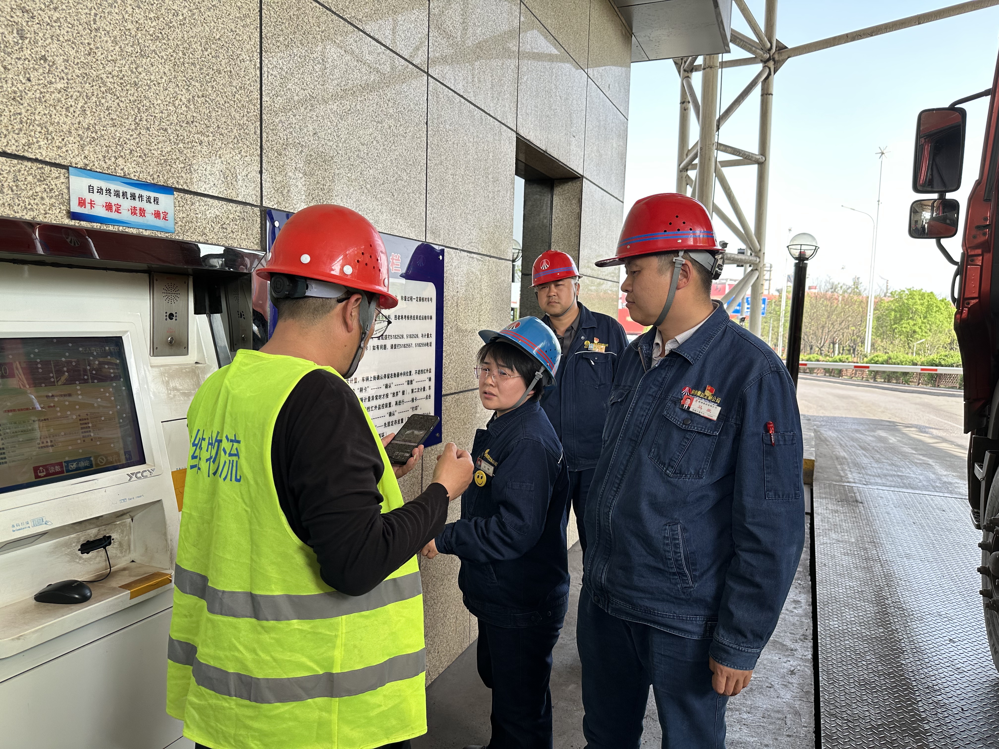 ��조Ӳ���L(f��ng)�� ȫ���ܳ���(zh��)�С����ٶȡ�