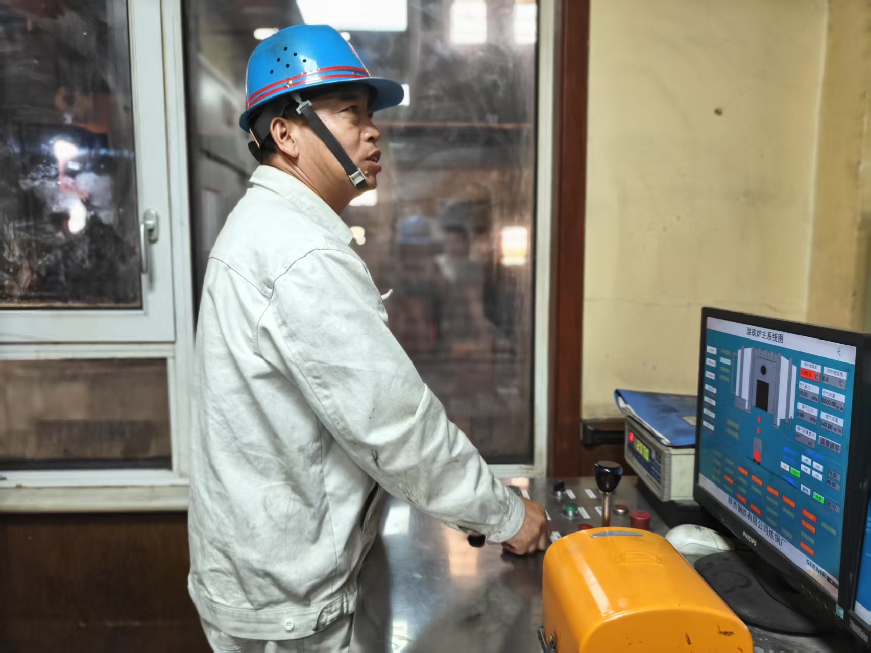 毫厘之戰(zhàn) 盡顯出色好“鋼” 毫厘之戰(zhàn) 盡顯出色好“鋼”