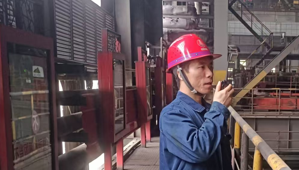 瞧!與時光競速的人,是他們,也是你我…… 瞧!與時光競速的人,是他們,也是你我……