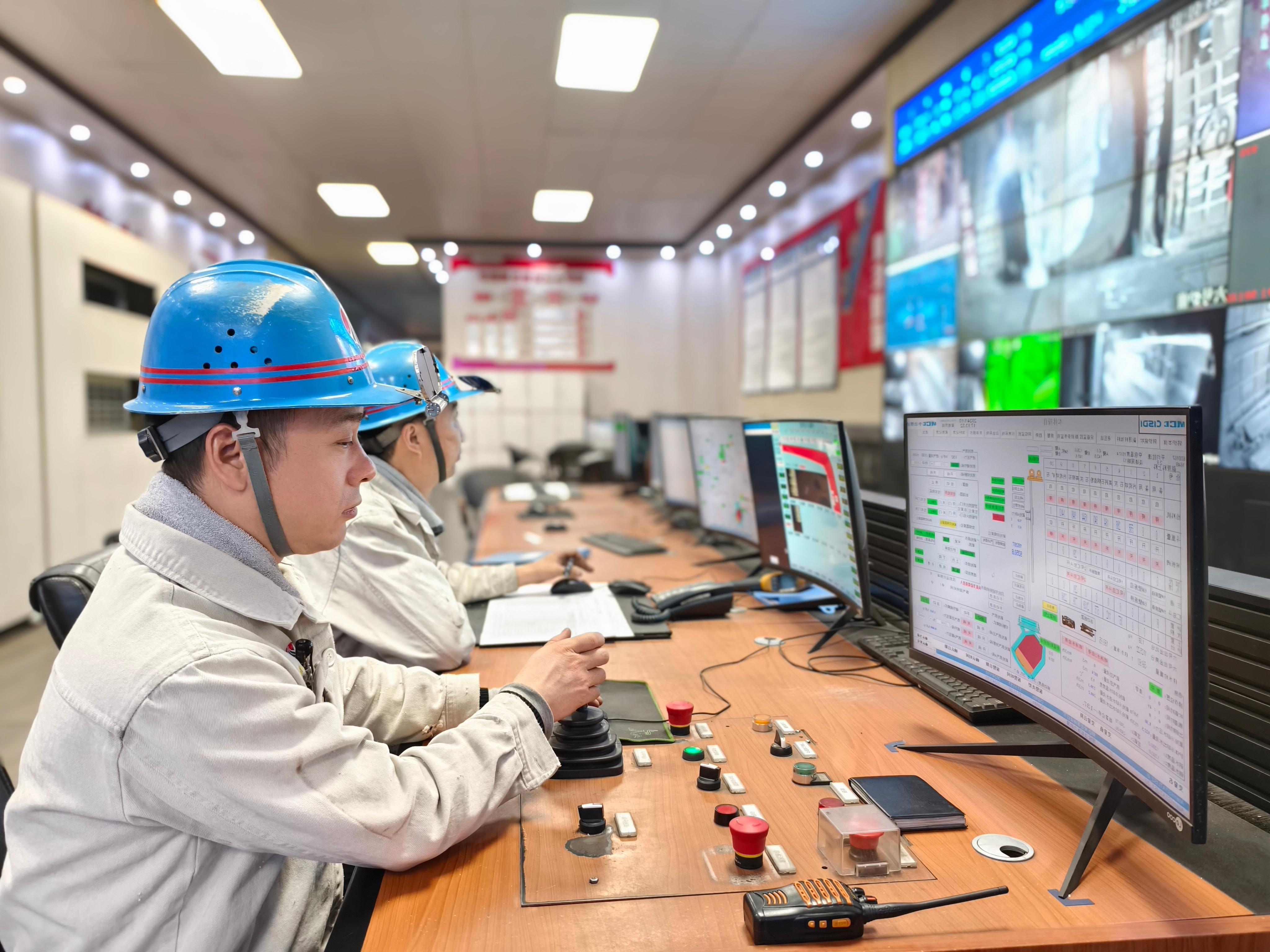 拉滿“奮斗值” 跑出效益“上揚(yáng)曲線” 拉滿“奮斗值” 跑出效益“上揚(yáng)曲線”