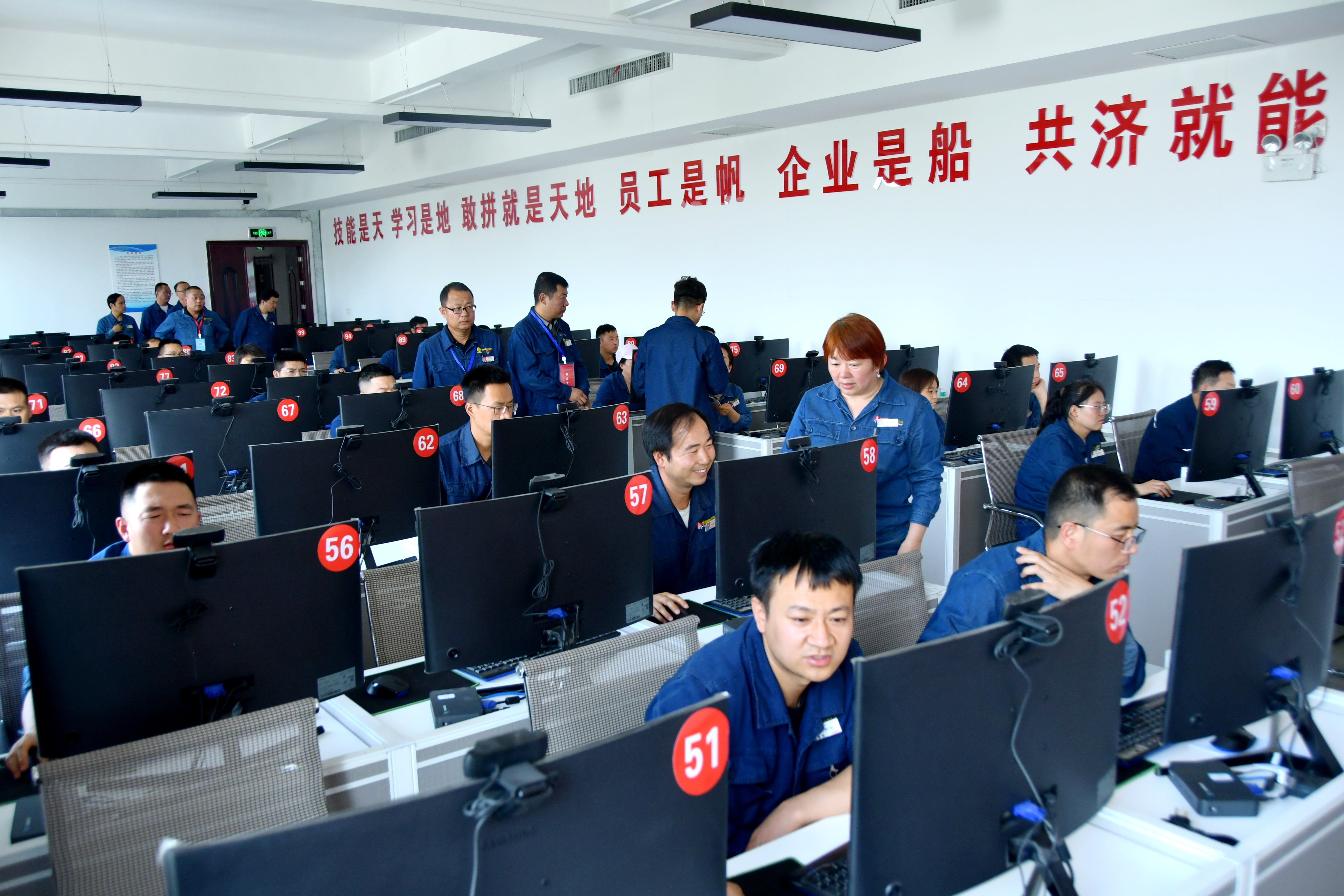 以“學(xué)習(xí)型團(tuán)隊”建設(shè) 激活人才發(fā)展新動能 以“學(xué)習(xí)型團(tuán)隊”建設(shè) 激活人才發(fā)展新動能