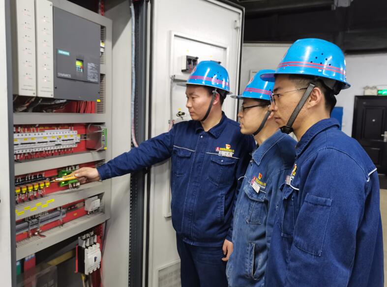 以實干為鑰破局 用實績作答攻堅 以實干為鑰破局 用實績作答攻堅