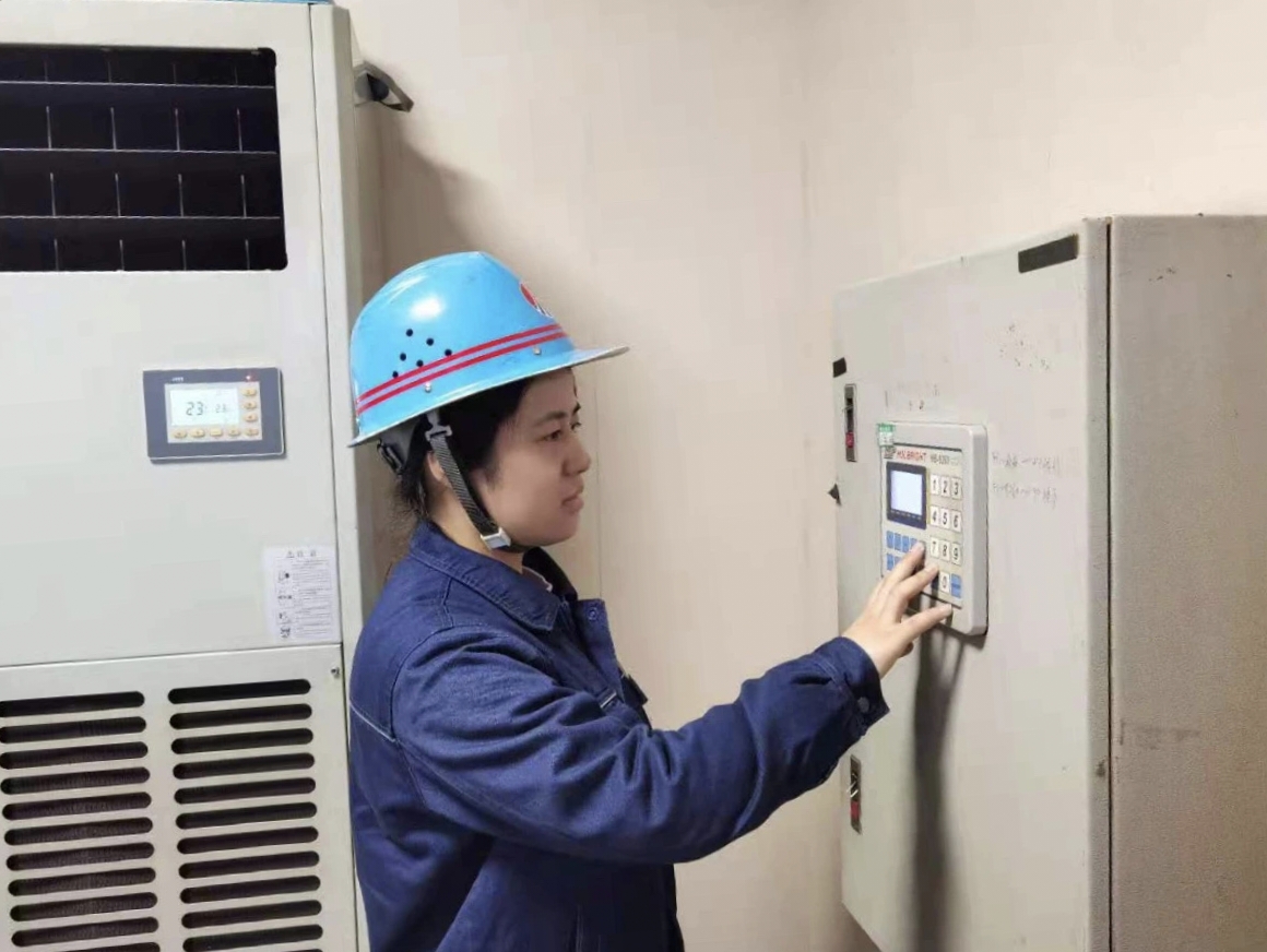 늡䓻ӳ{(ln)b ഺ(dng)ȼ`hâӛʡC(j)еұ𽨲ϵy(tng)g(sh)֡hϼ