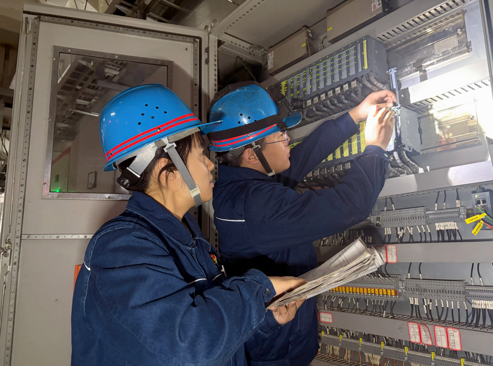 늡䓻ӳ{(ln)b ഺ(dng)ȼ`hâӛʡC(j)еұ𽨲ϵy(tng)g(sh)֡hϼ