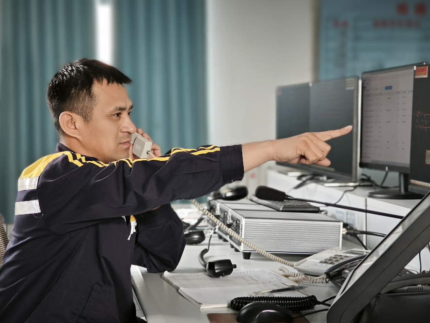 奮戰(zhàn)四季度 一線攻堅淬青春 奮戰(zhàn)四季度 一線攻堅淬青春