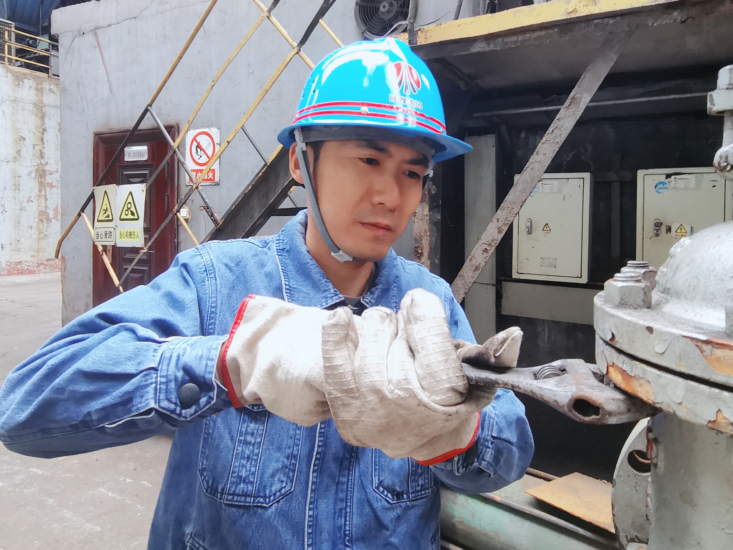 以作風“破冰”引領行動“突圍” 以作風“破冰”引領行動“突圍”